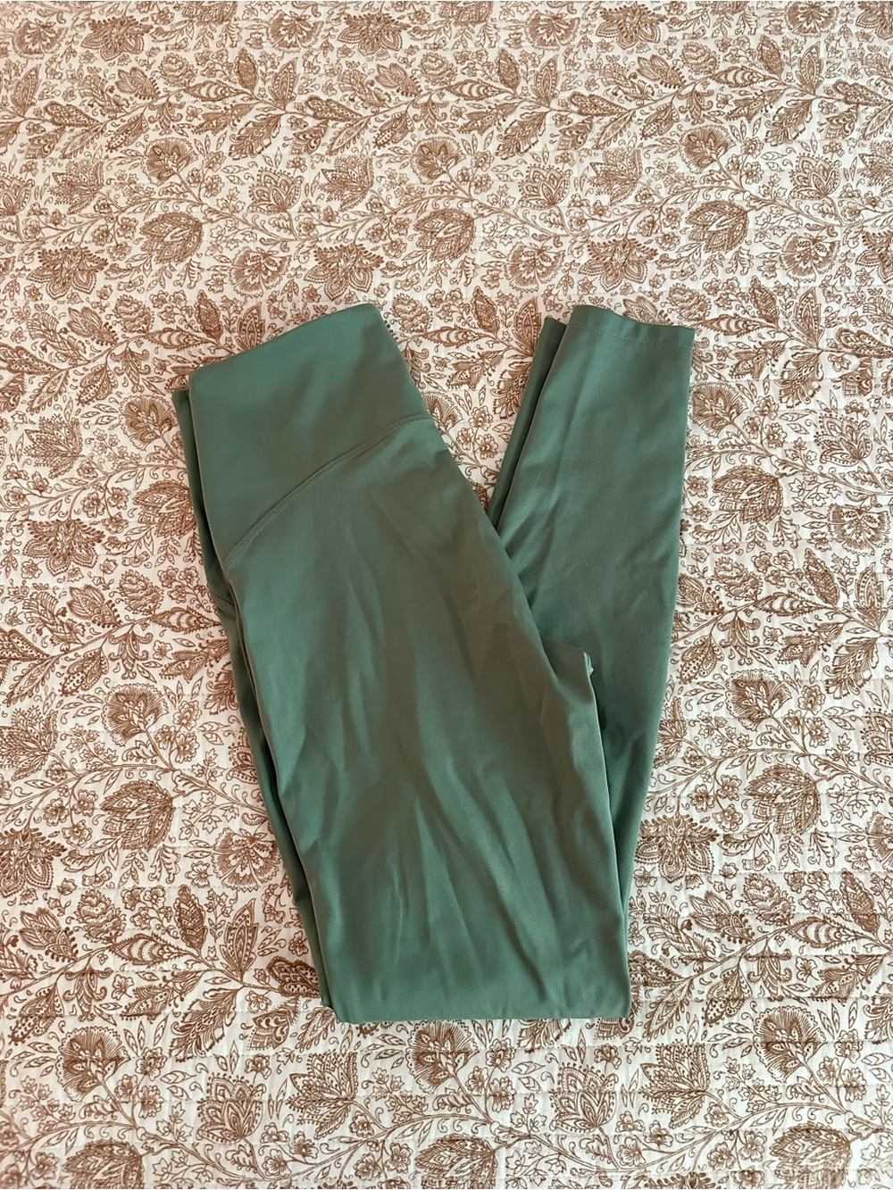 NWOT All In Motion Everyday Soft Leggings